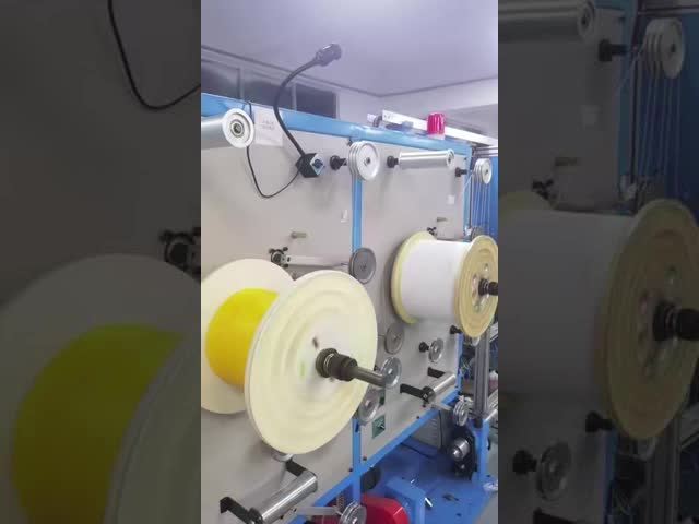 উচ্চ-গতির ডেটা ট্রান্সমিশনের জন্য কাস্টমাইজড দৈর্ঘ্যের MTRJ পুরুষ মাল্টিমোড অপটিক্যাল ফাইবার প্যাচ কর্ড