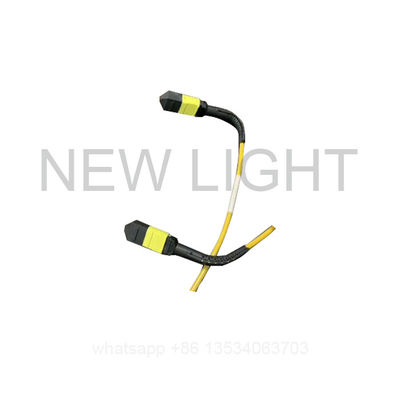 কেনা উচ্চ-গতির কাঠামোগত তারের জন্য কাস্টমাইজড দৈর্ঘ্যের সাথে 40 জি / 100 জি 1300 এনএম এমটিপি ফাইবার জাম্পার online manufacture