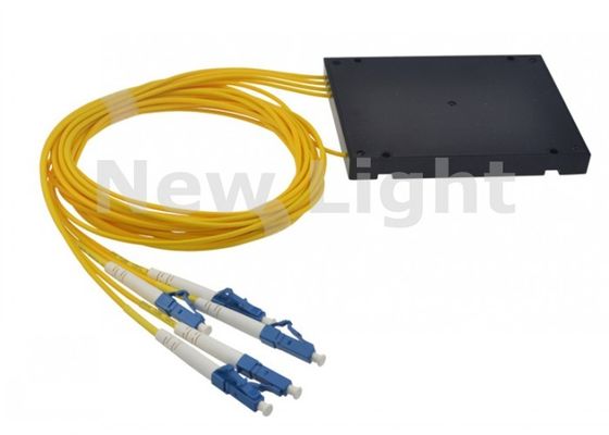 FTTH অ্যাপ্লিকেশনগুলির জন্য LC UPC সংযোগকারী সহ 1x4 একক মোড PLC ফাইবার অপটিক স্প্লিটার