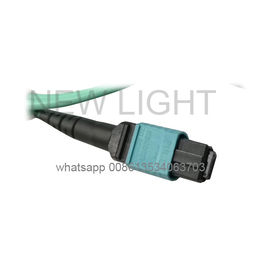 10GbE থেকে 40GbE বা 100GbE তে সহজে স্থানান্তরের জন্য 0.35dB এলিট লো লস কানেক্টর সহ MTP ব্রেকআউট হার্নেস কেবল এবং দৈনিক 500 পিস উৎপাদন
